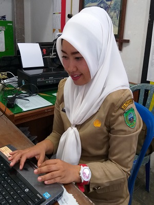Piken Lestari, SE.MM